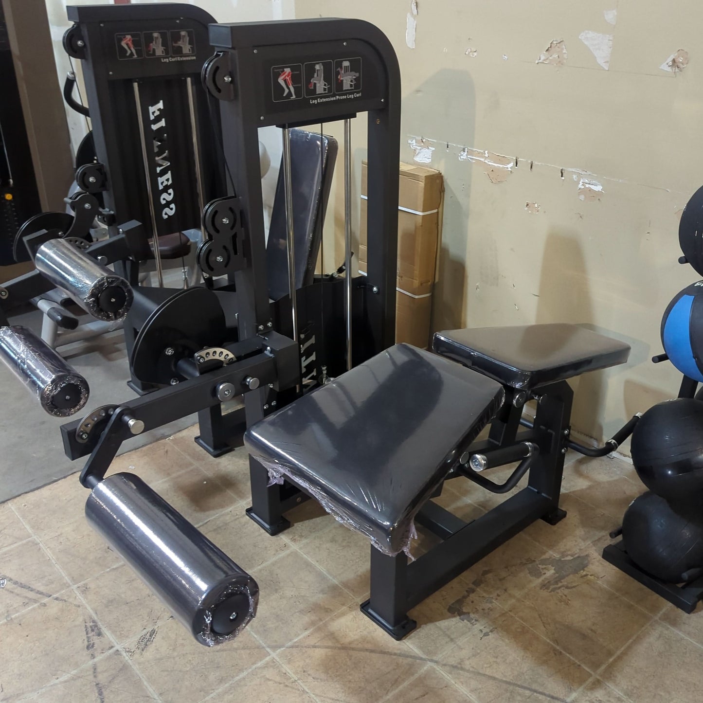 SFE Commercial Leg Extension Prone Leg Curl Combo w/250lb Weight Stack - top view