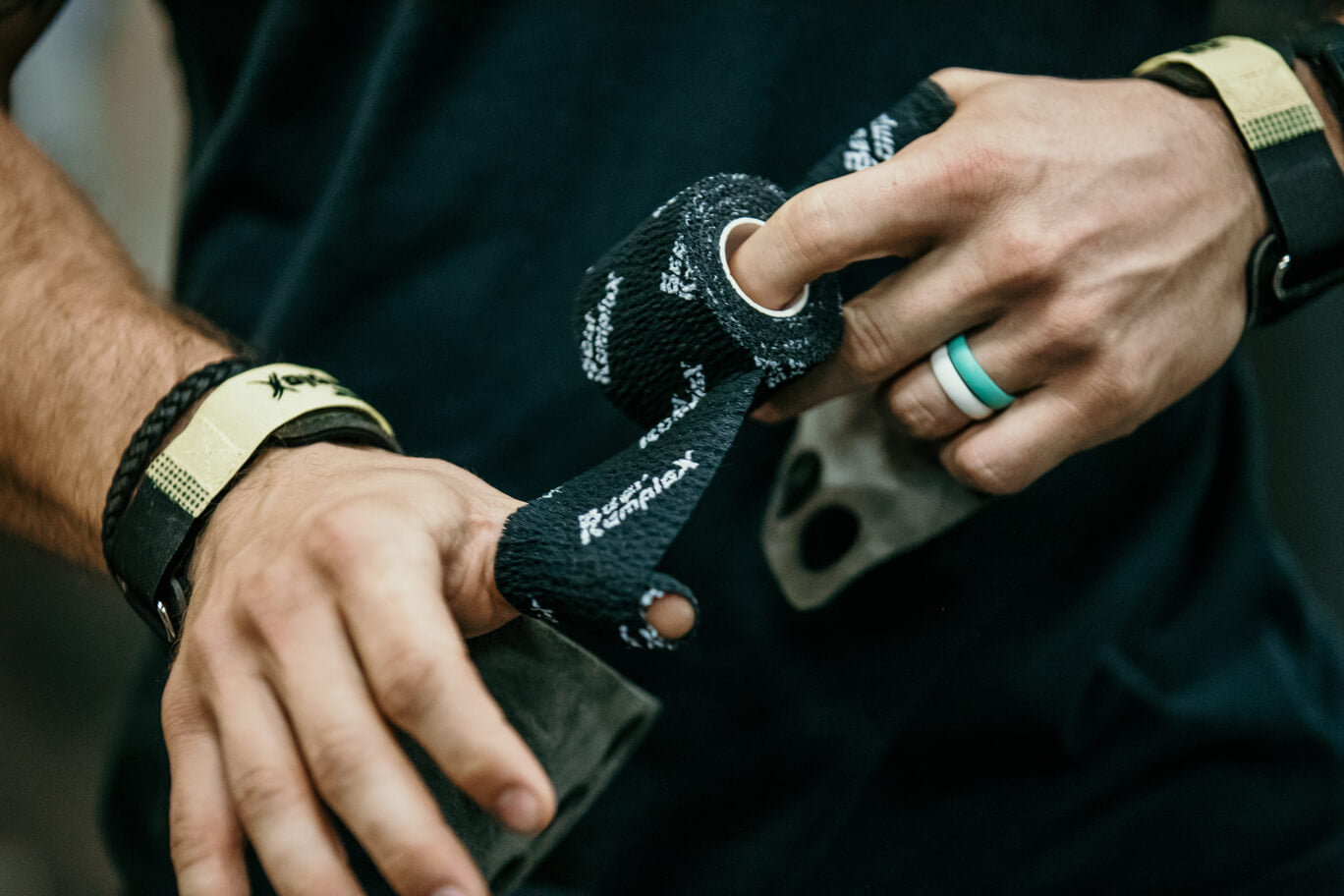 Bear KompleX Sports Tape