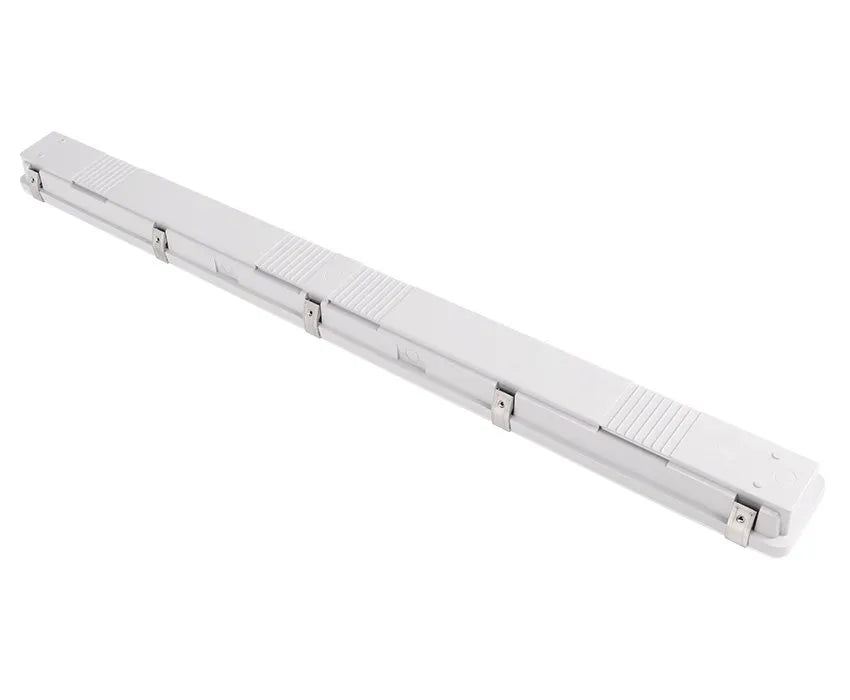 8FT LED Vapor Tight Fixture, Selectable 60W/70W/80W and CCT, 120-277 VAC, 10,400 Lumens